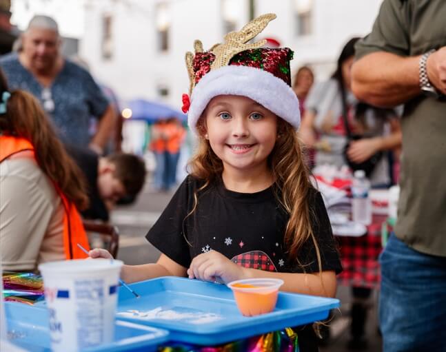 Winter Wonderland, picture of child - Realize Bradenton